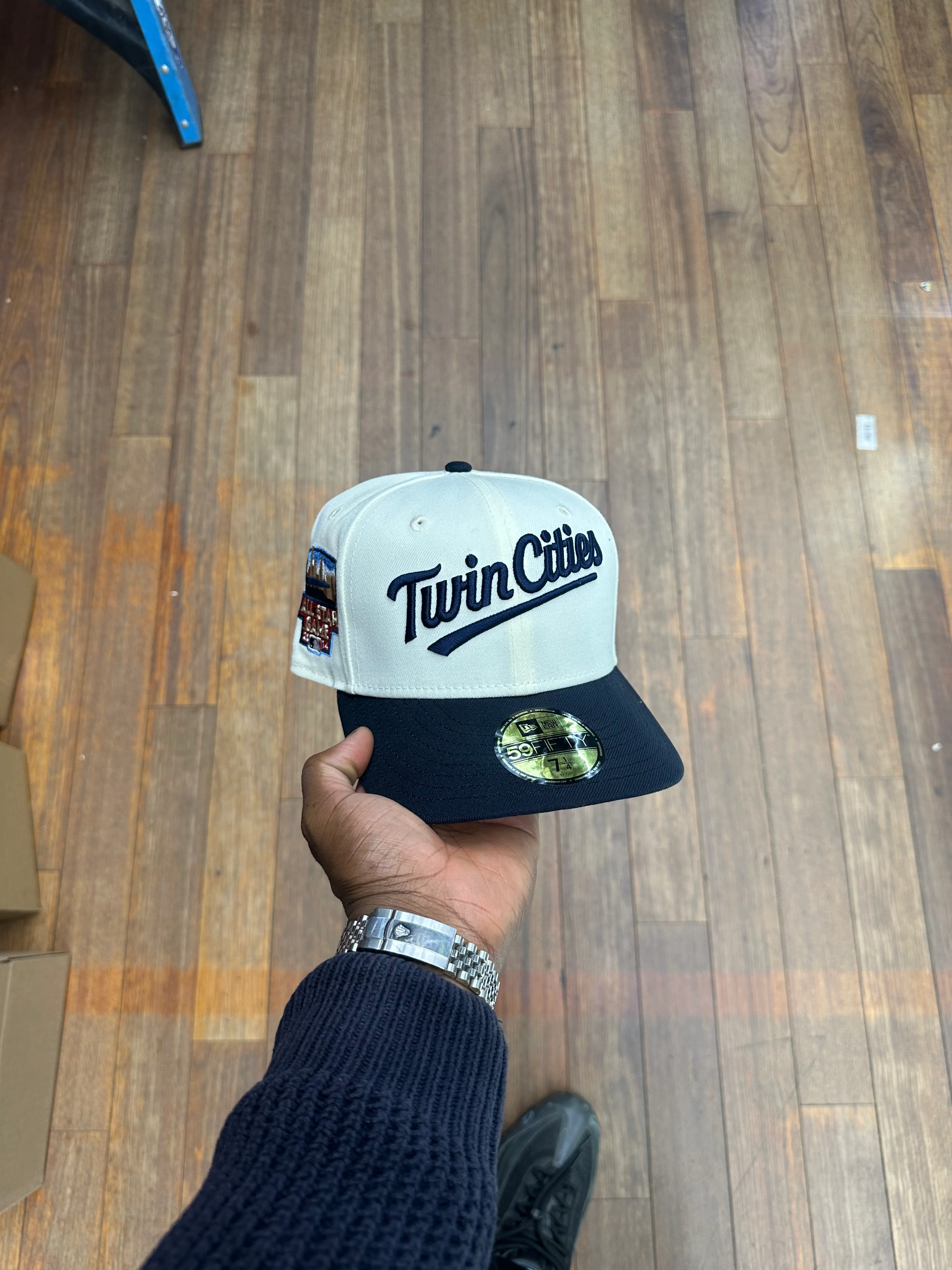 Minnesota Twins Twin Cities Creme Chrome and Navy 14 ASG - Image 3