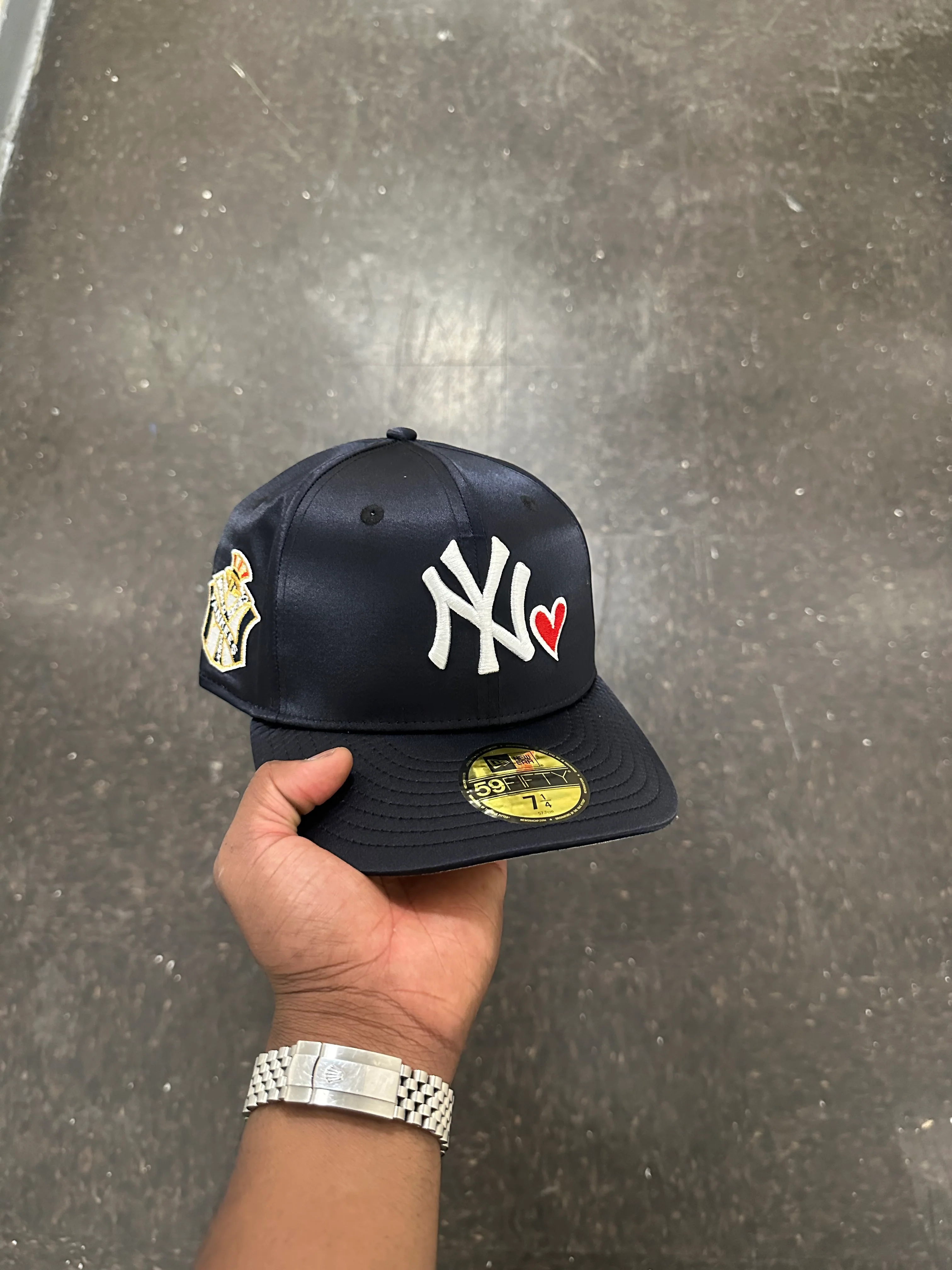 New York Yankees Heart Navy Satin 1951 World Series - Image 5