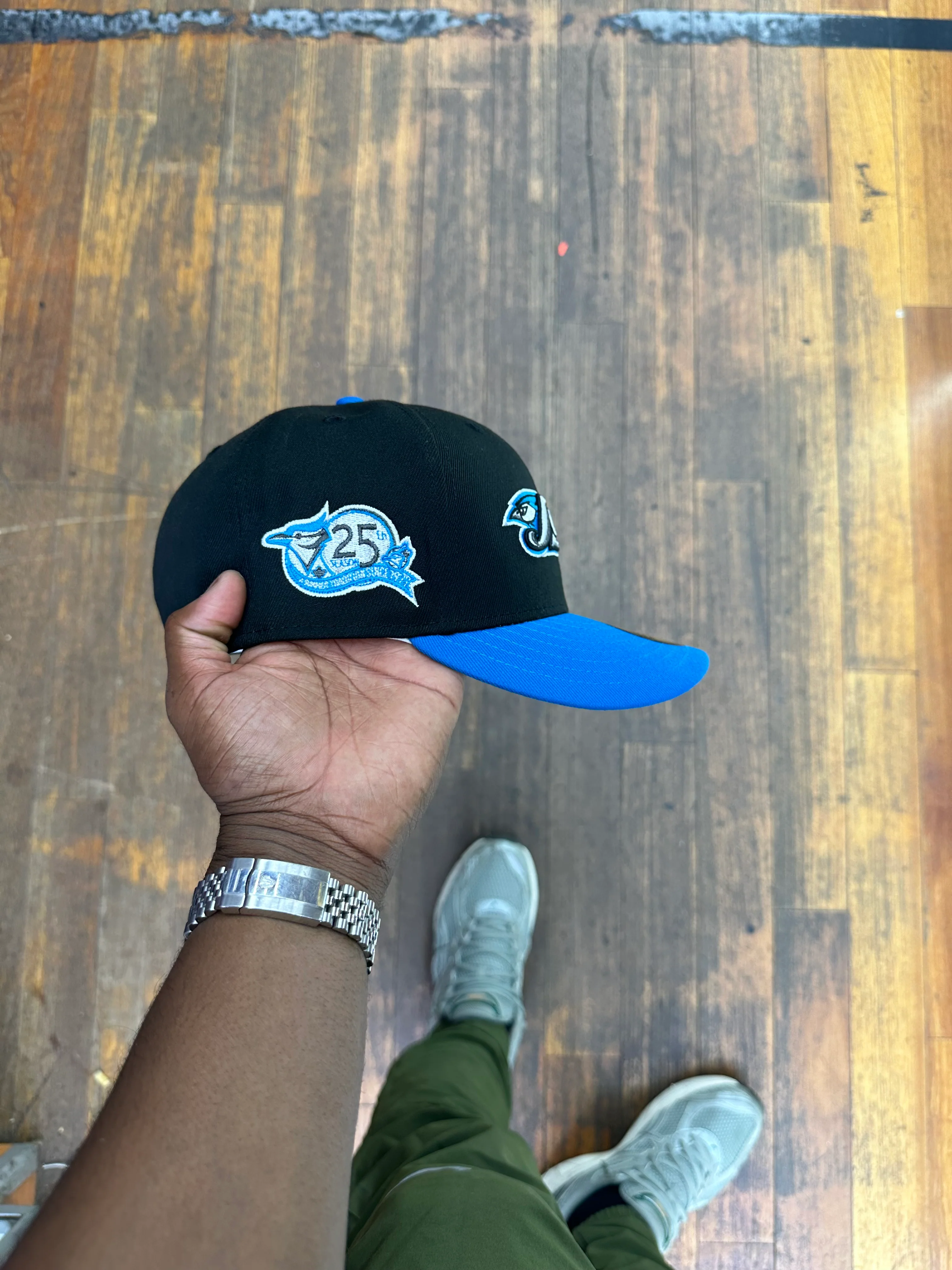 Toronto Blue Jays Black & Cardinal Blue 25th Anniversary - Image 6